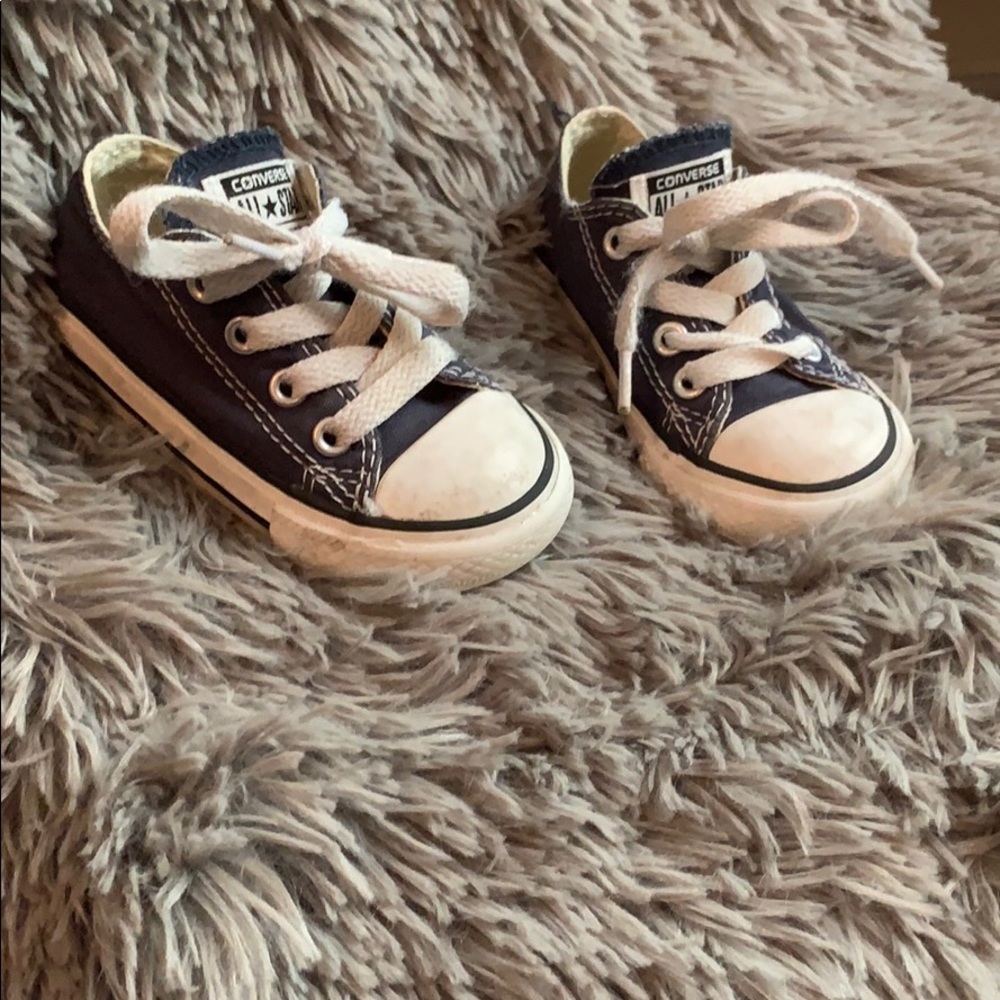Toddler Navy Blue Low top converse